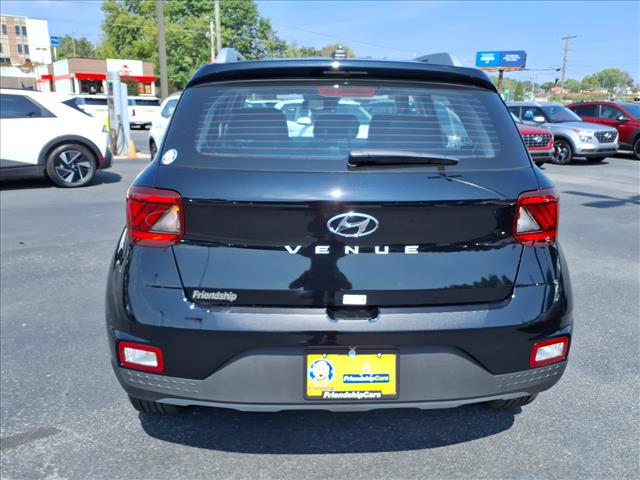 2025 Hyundai VENUE SEL