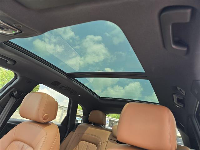 2022 Audi Q5 45 S line Premium quattro