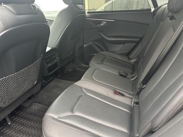 2022 Audi Q8 55 Premium Plus quattro