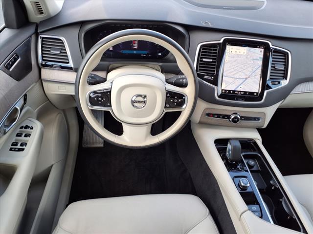 2024 Volvo XC90 B6 Plus Bright Theme