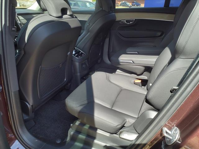 2025 Volvo XC90 T8 Plus 6 Passenger