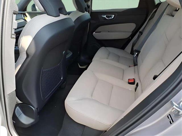 2026 Volvo XC60 B5 Plus Dark Theme