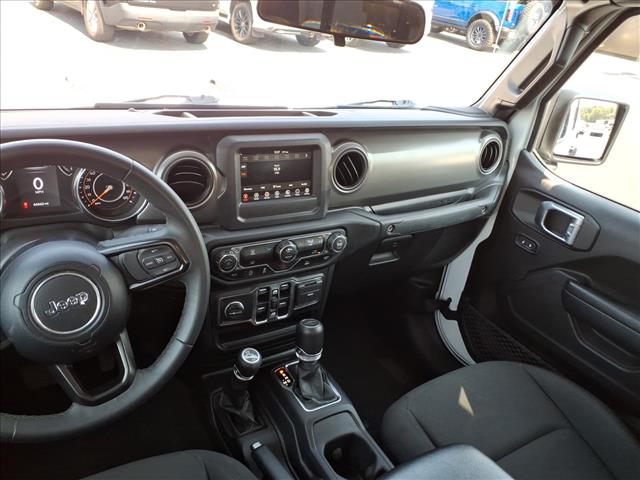 2023 Jeep Gladiator Sport