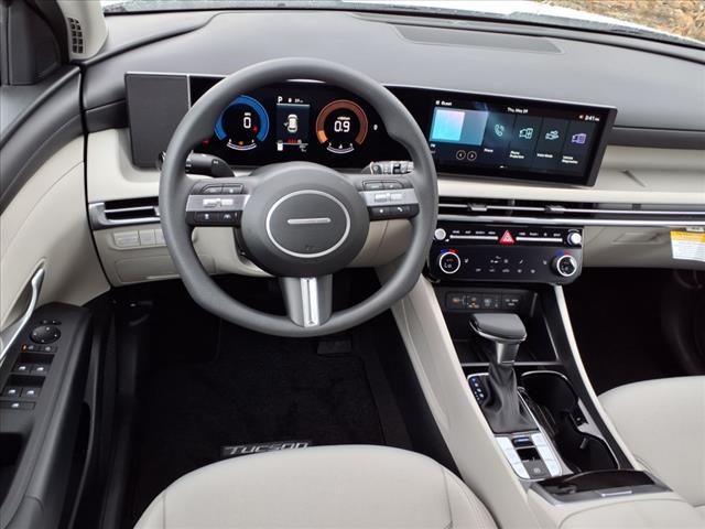 2025 Hyundai TUCSON SEL
