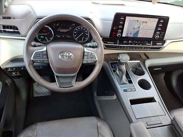 2021 Toyota Sienna Platinum 7 Passenger