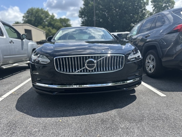 2025 Volvo S60 B5 Core