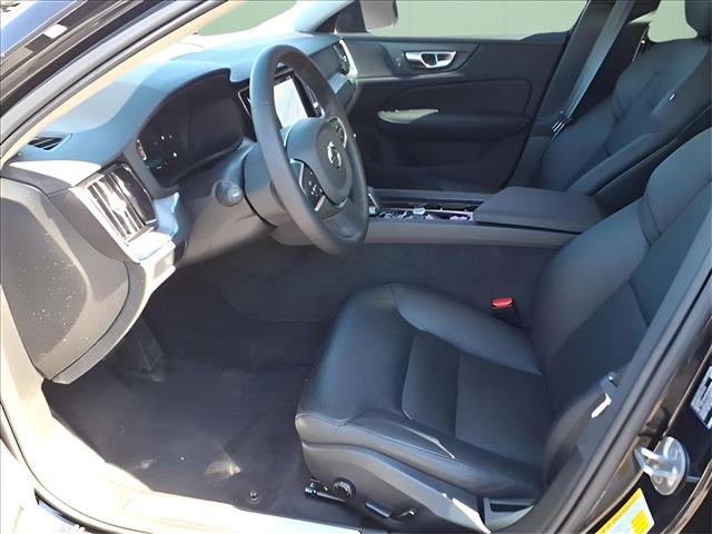 2025 Volvo S60 B5 Core