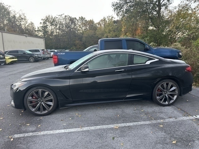 2022 INFINITI Q60 Red Sport 400