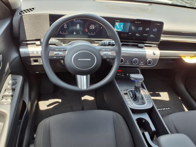 2025 Hyundai KONA SE