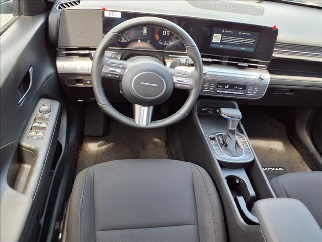2025 Hyundai KONA SEL