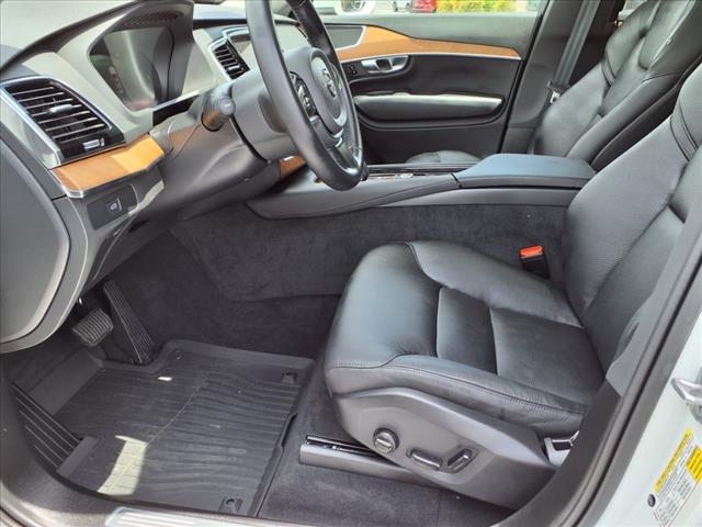 2025 Volvo XC90 B6 Plus 7-Seater