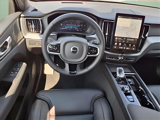 2026 Volvo XC60 B5 Ultra Black Edition