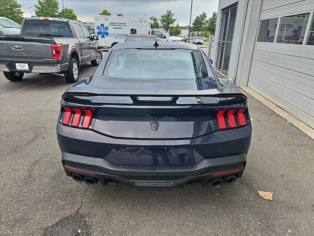 2025 Ford Mustang Dark Horse