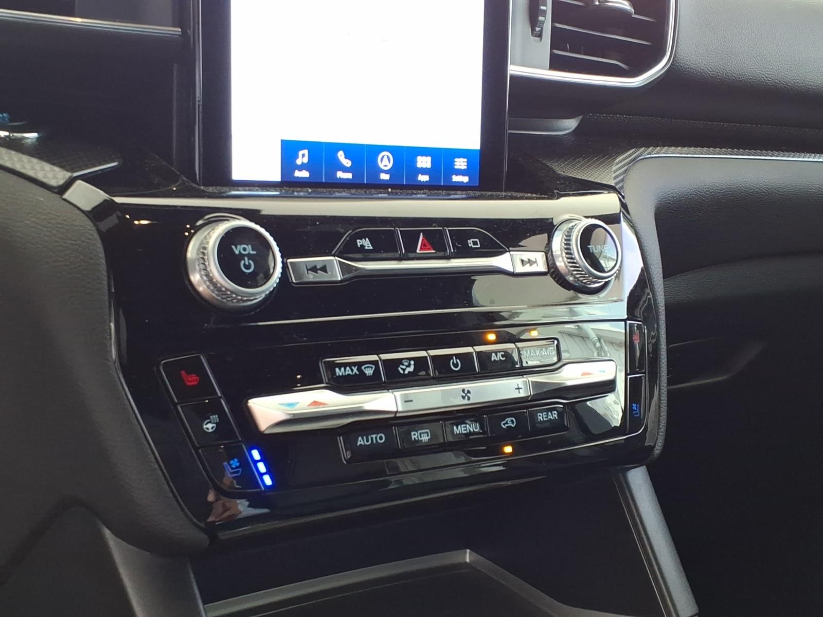 FordExplorer11