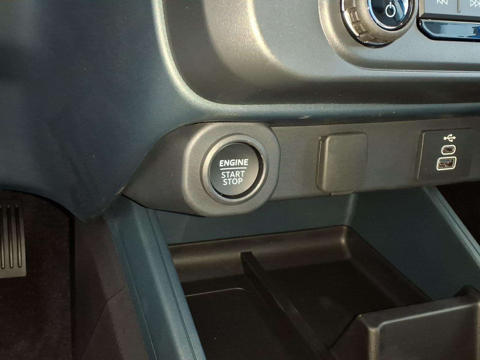 FordMaverick11