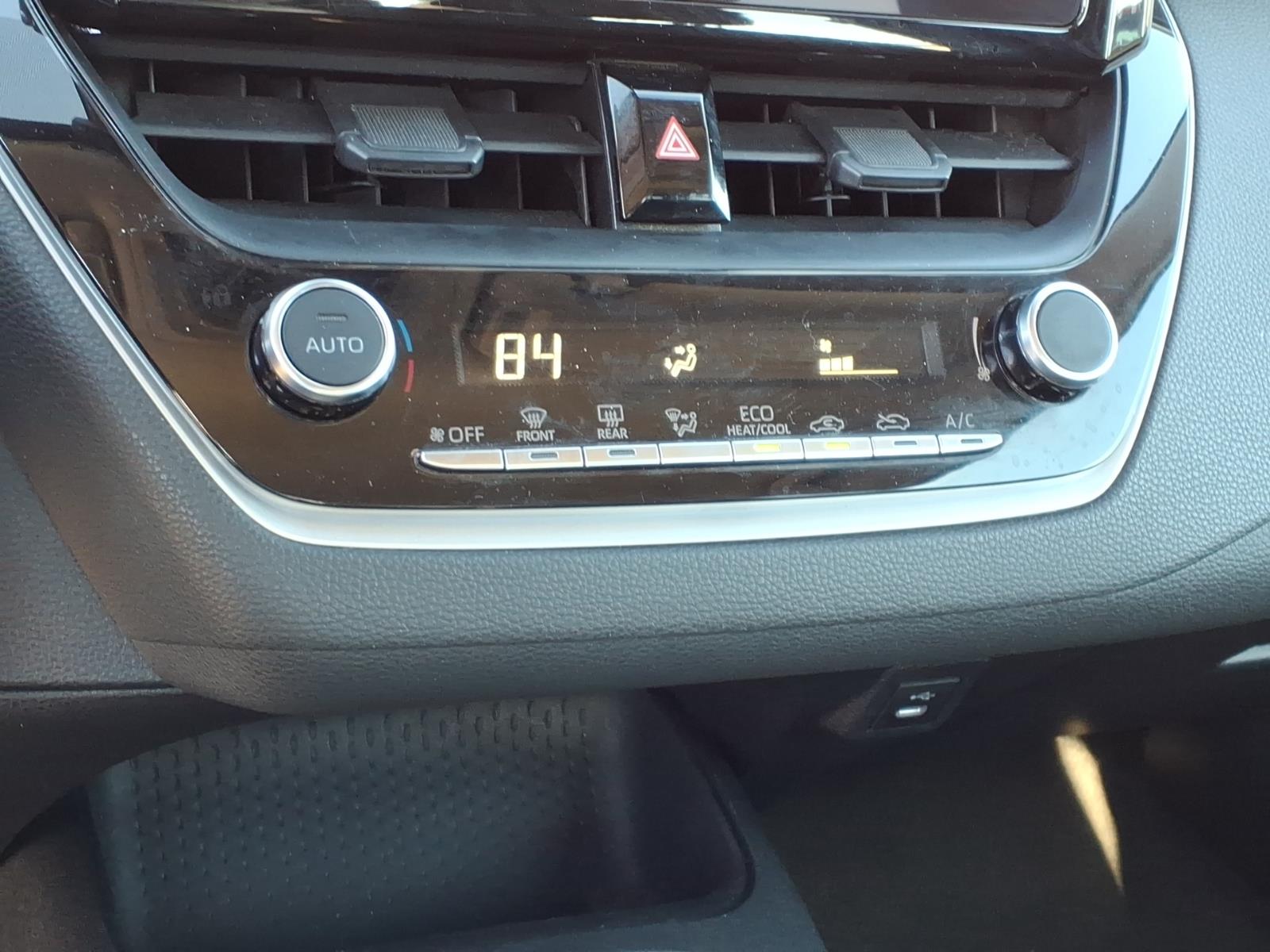 ToyotaCorolla11