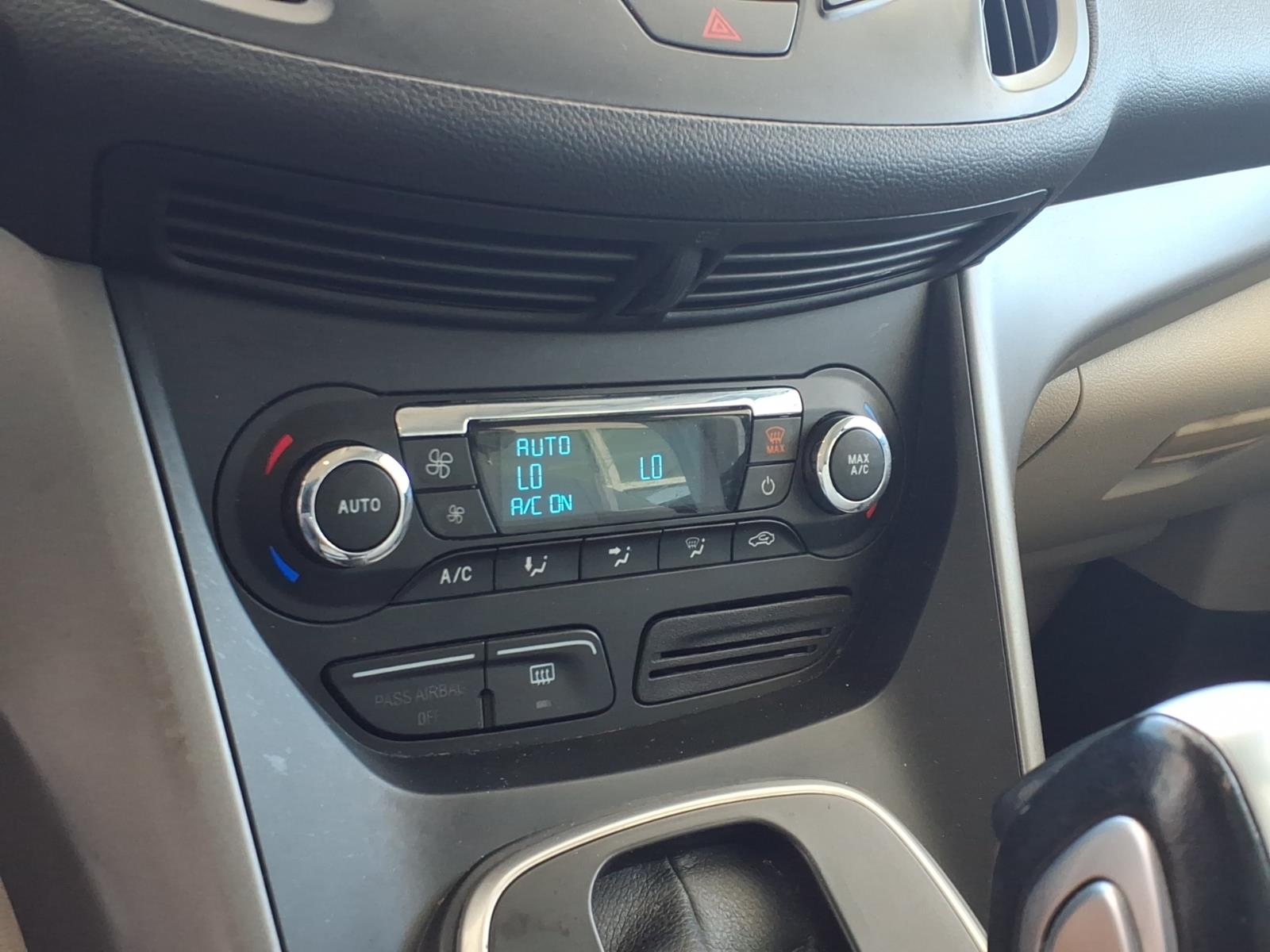 FordC-MAX Hybrid12