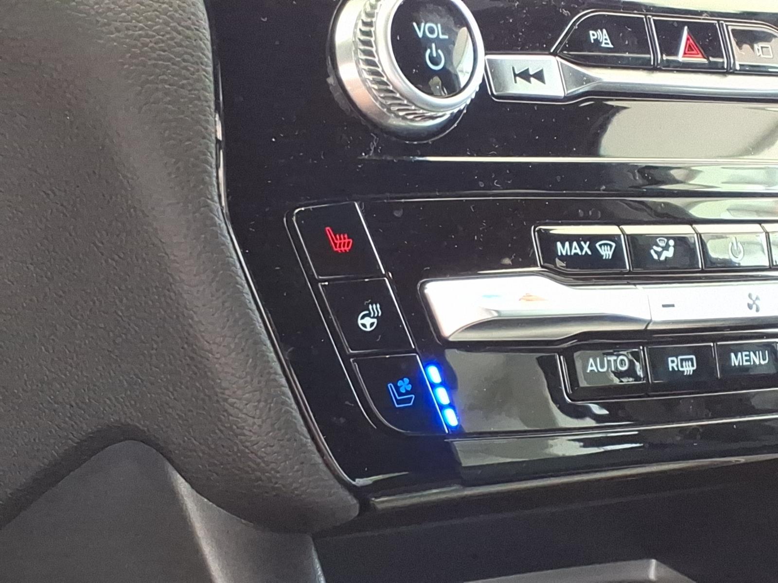 FordExplorer12