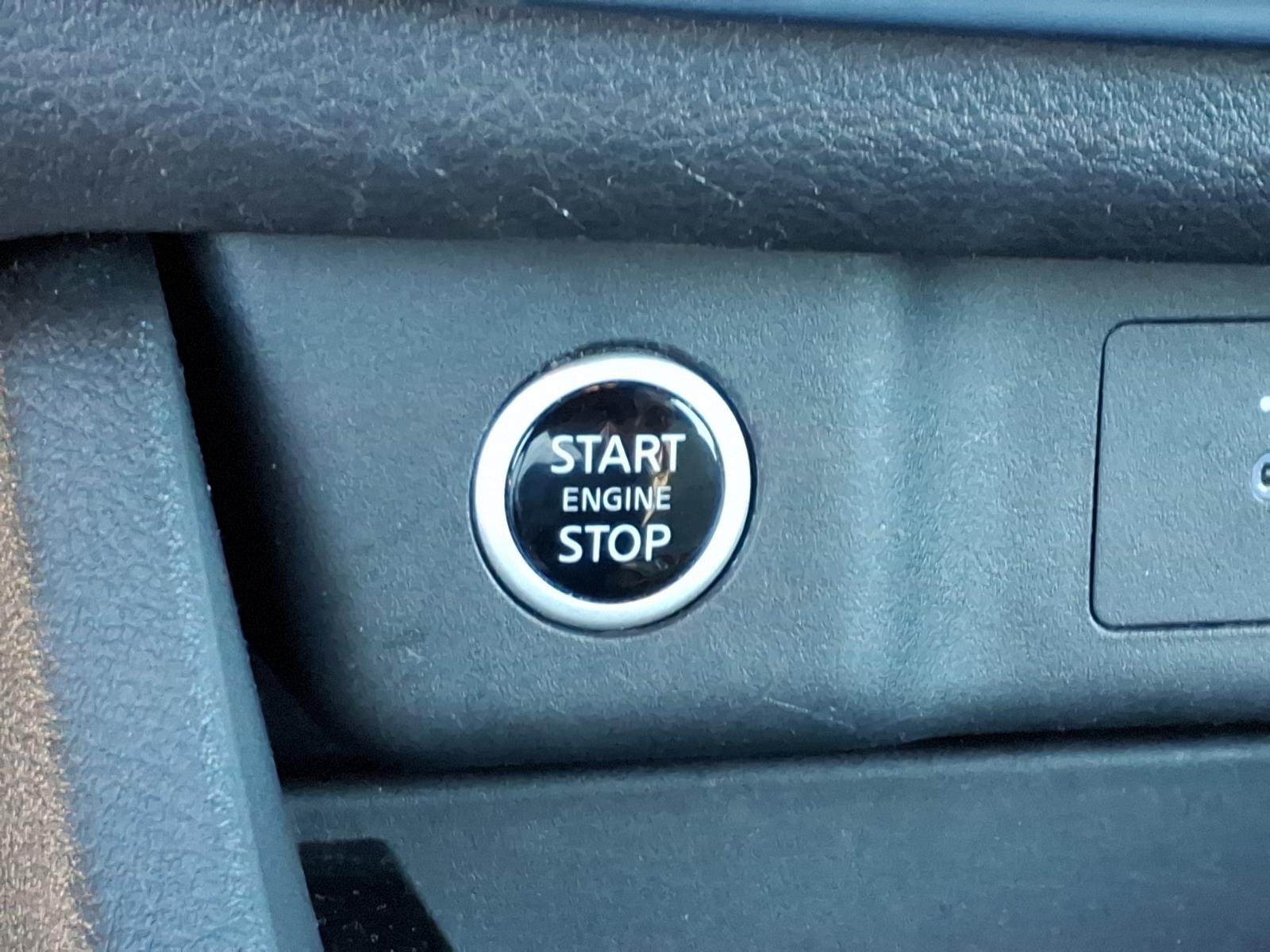 NissanRogue12