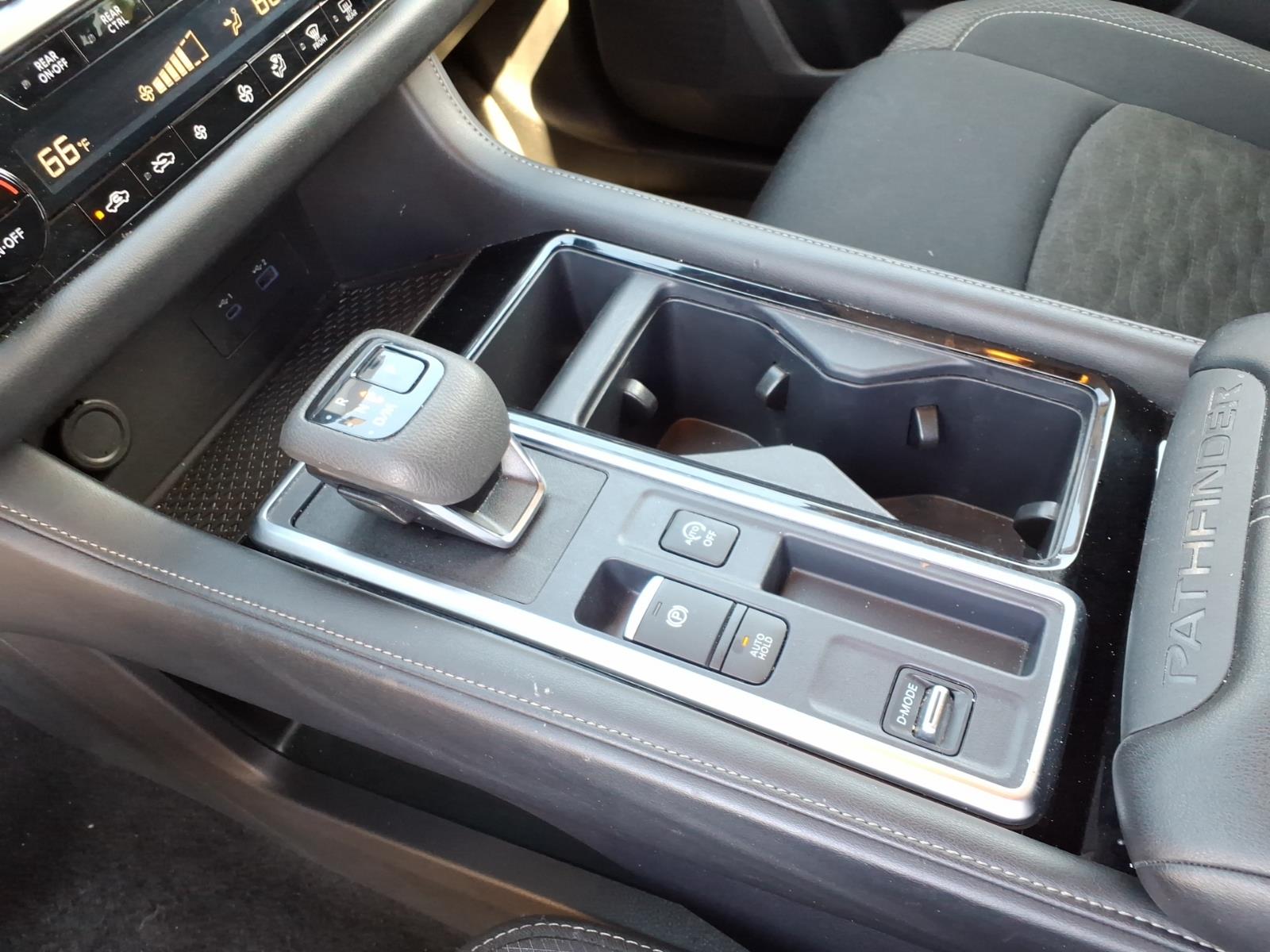 NissanPathfinder12