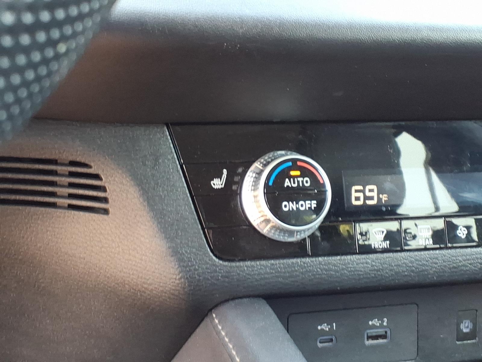 MitsubishiOutlander12