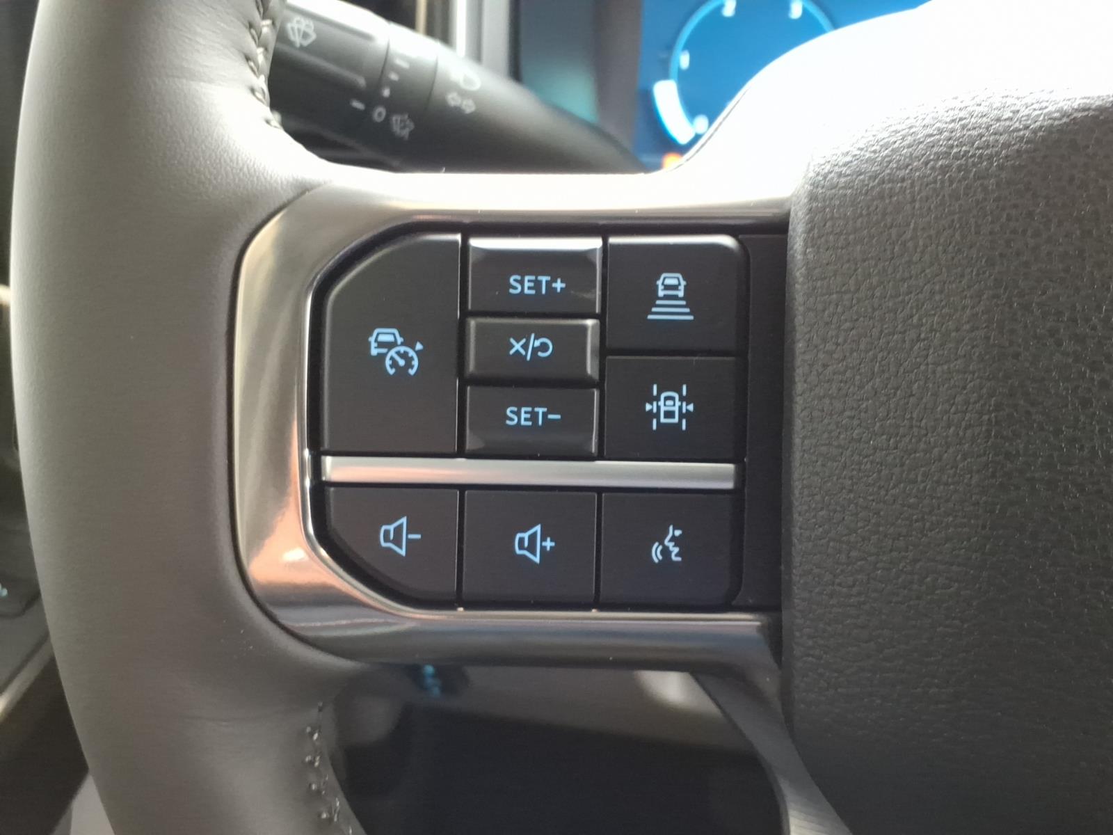 FordF-350 Super Duty13