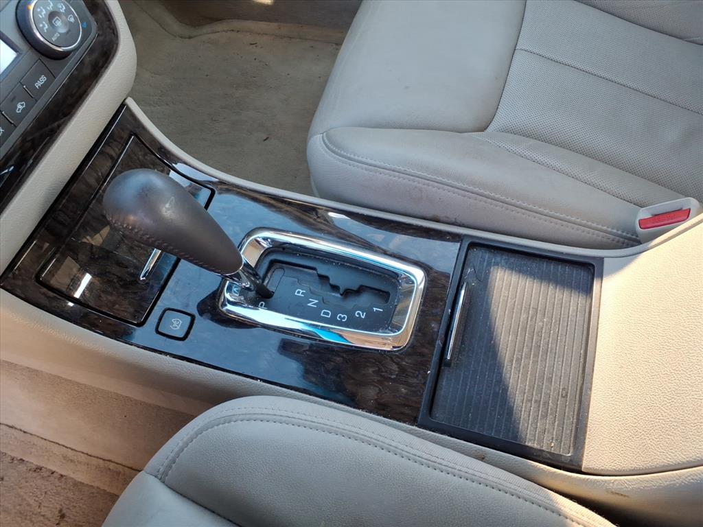 CadillacDTS13