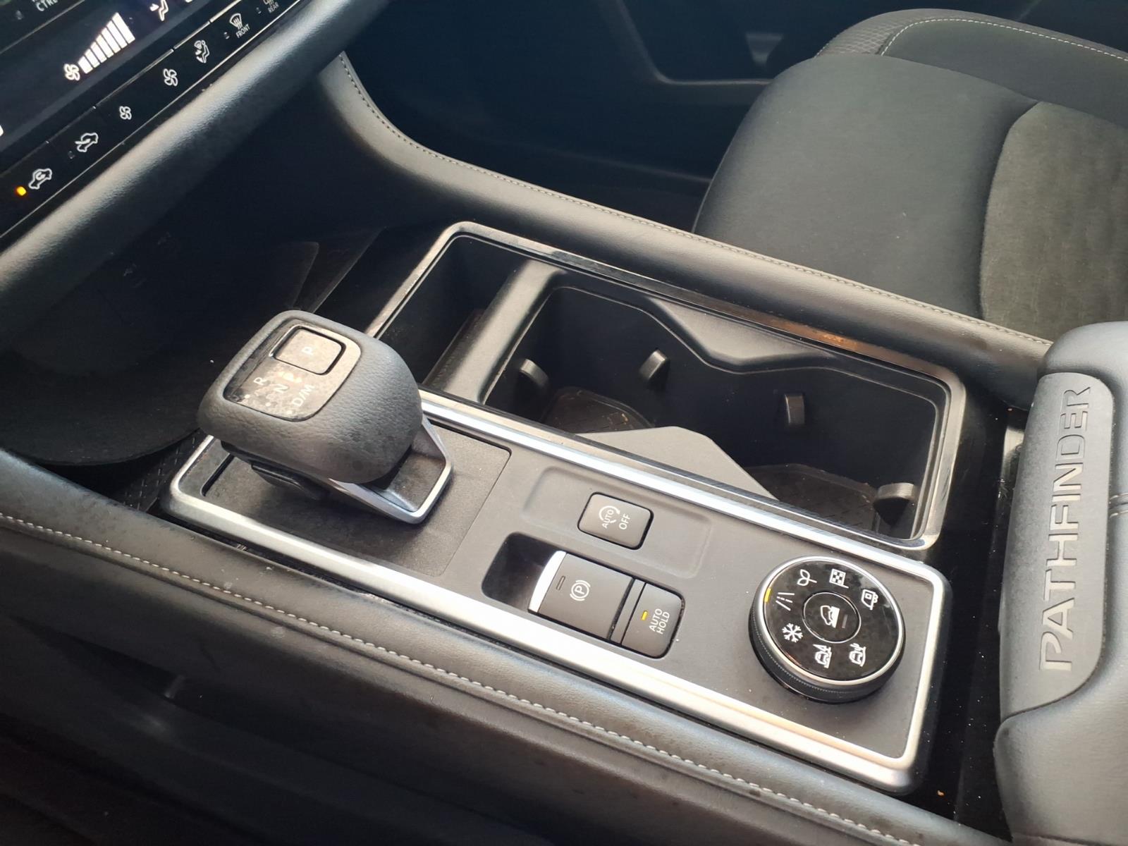 NissanPathfinder14