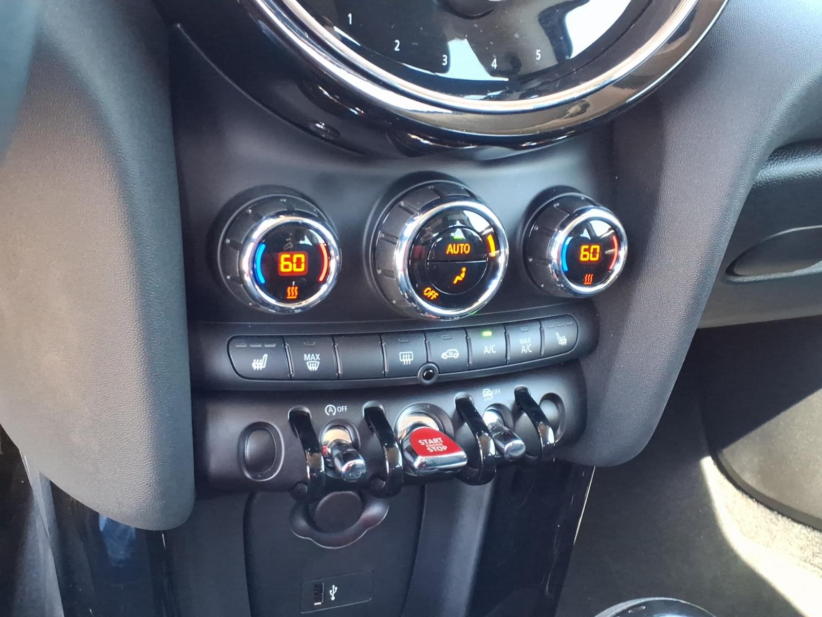 MINIHardtop 2 Door14