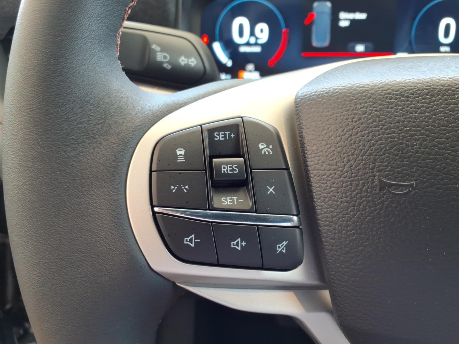 FordExplorer15