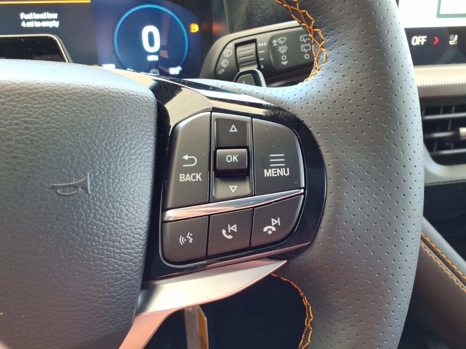 FordExplorer15