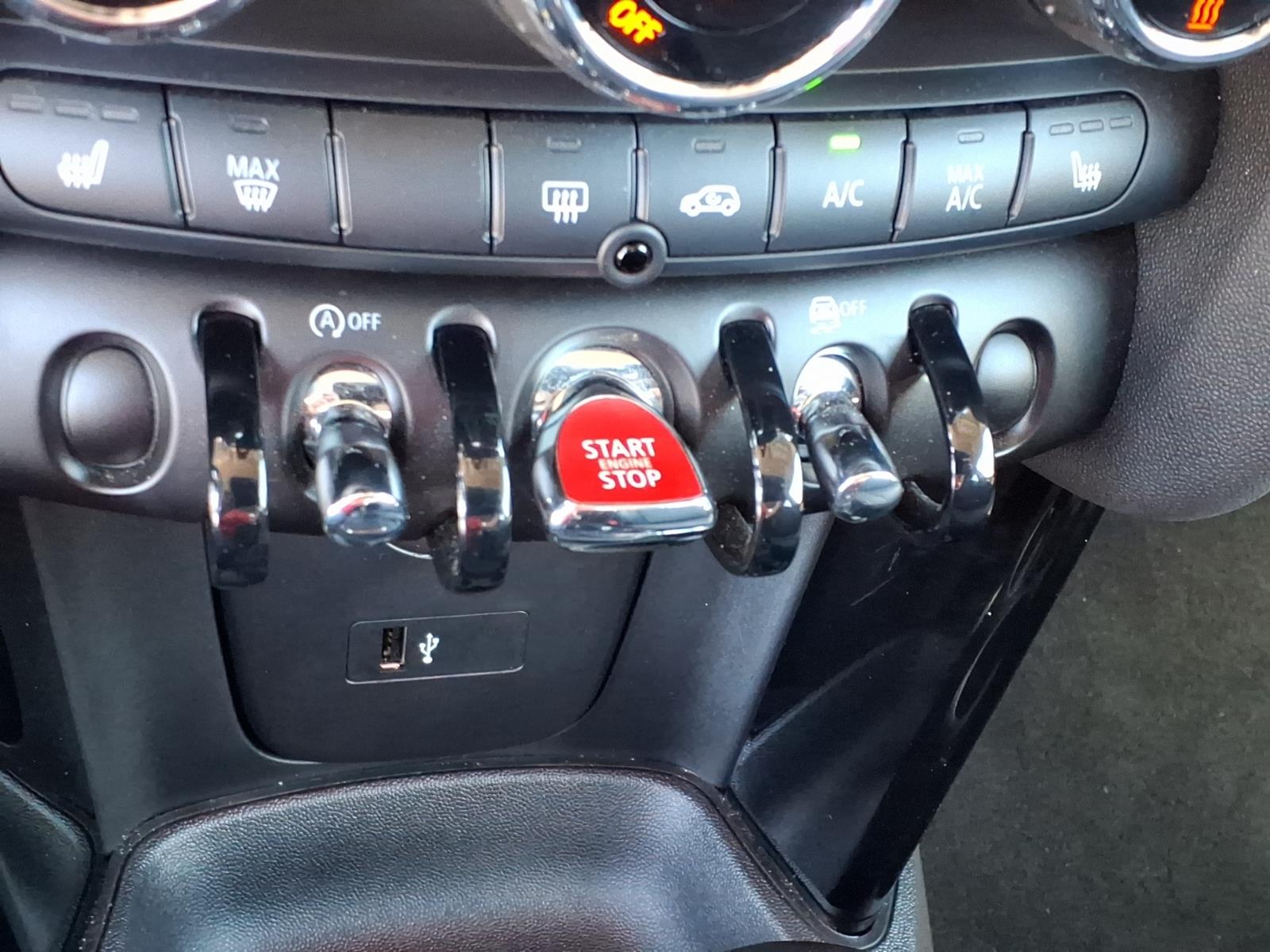 MINIHardtop 2 Door15