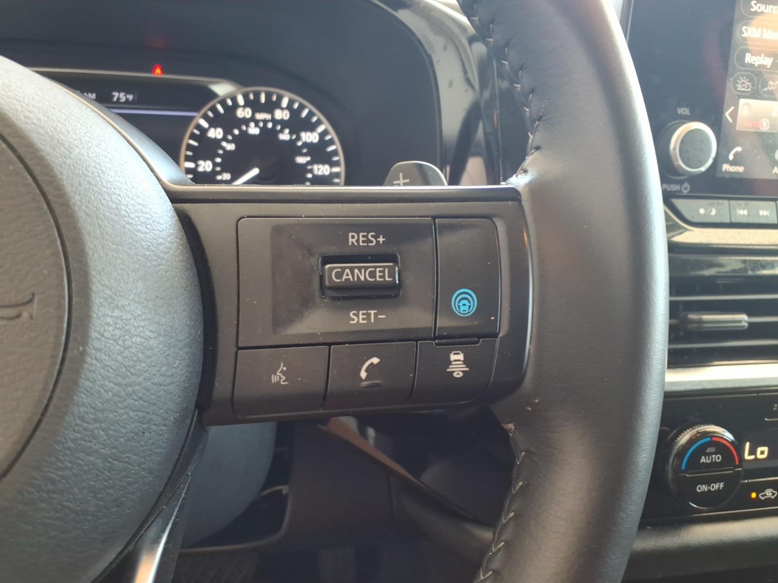NissanPathfinder16