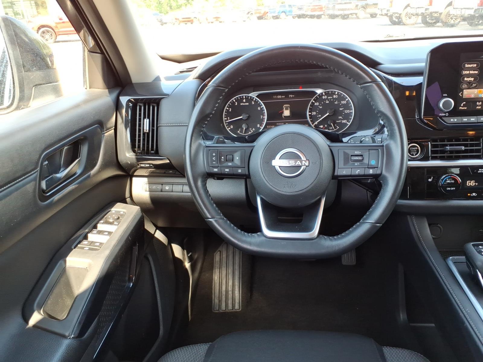 NissanPathfinder17
