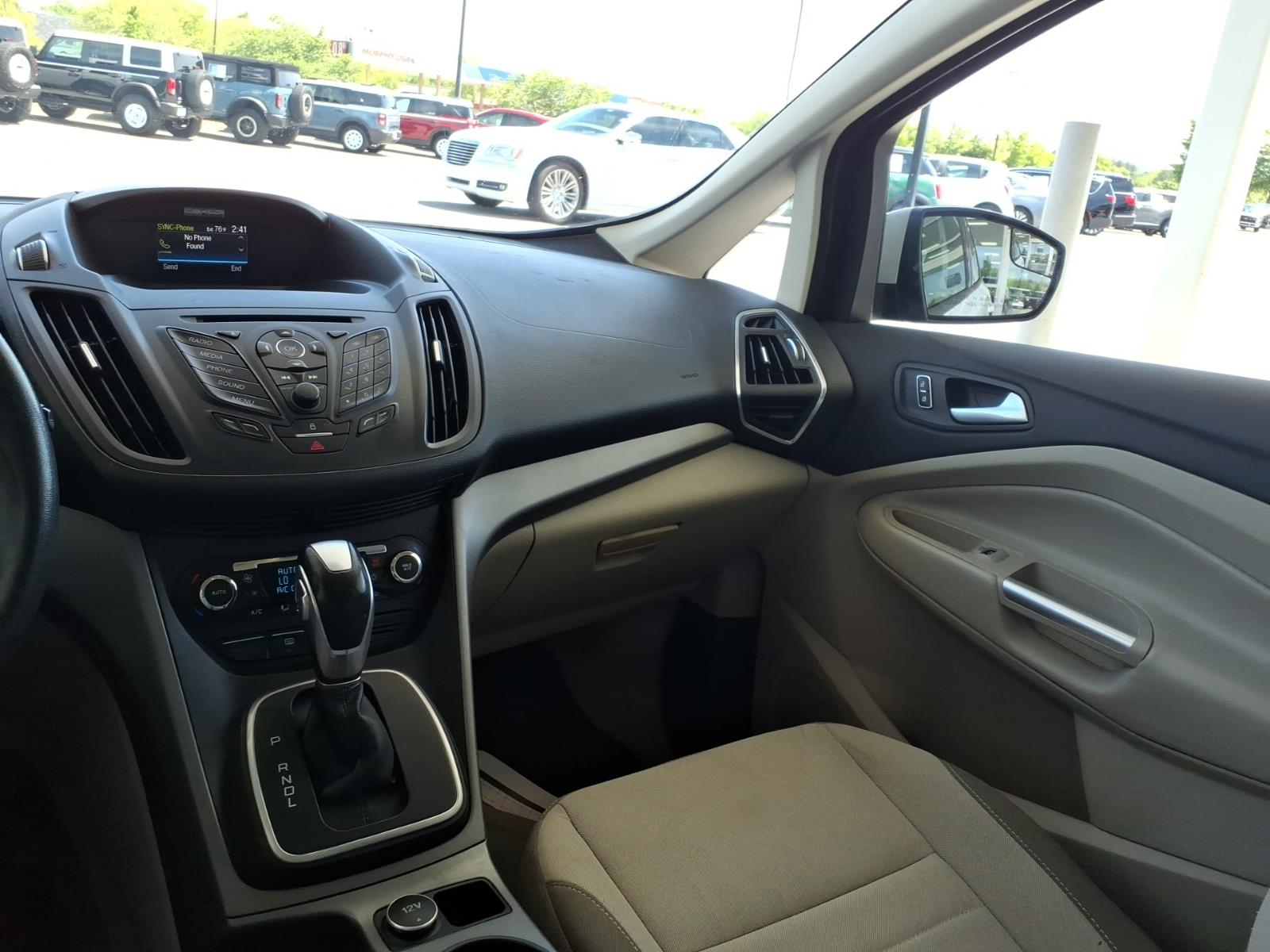 FordC-MAX Hybrid18