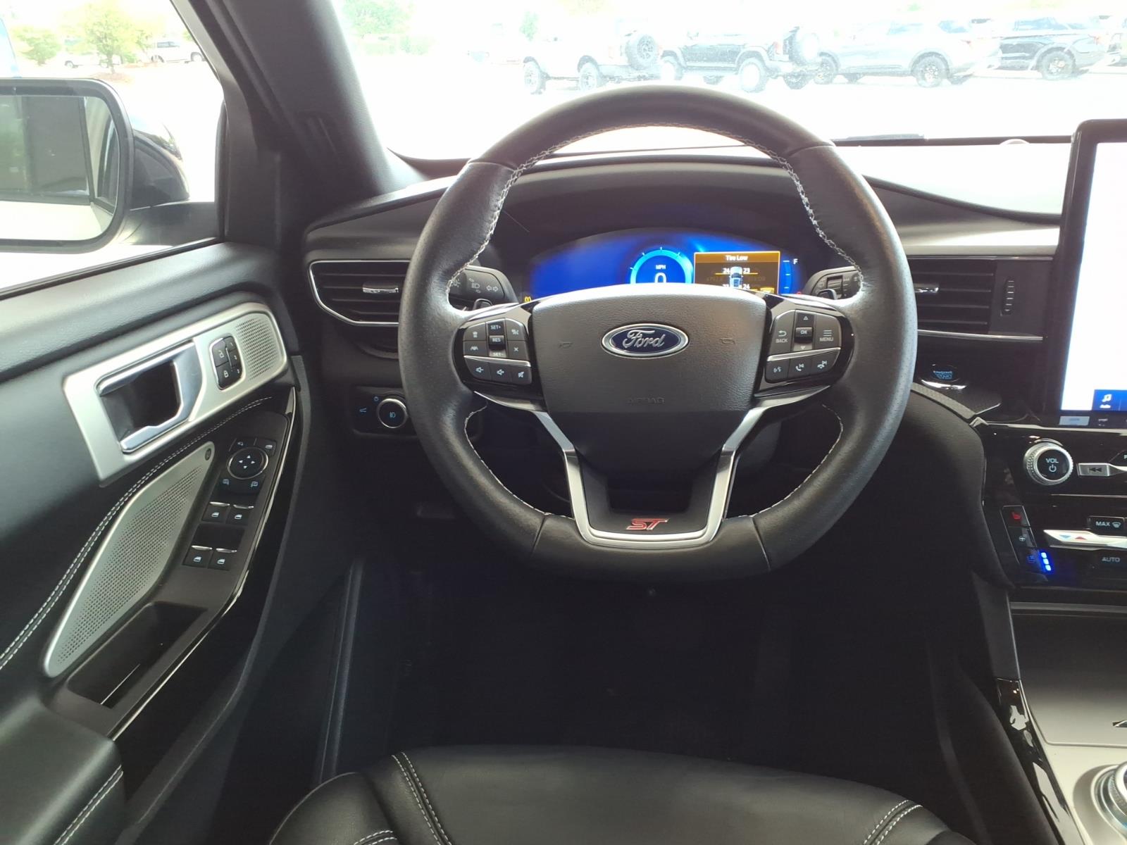 FordExplorer18