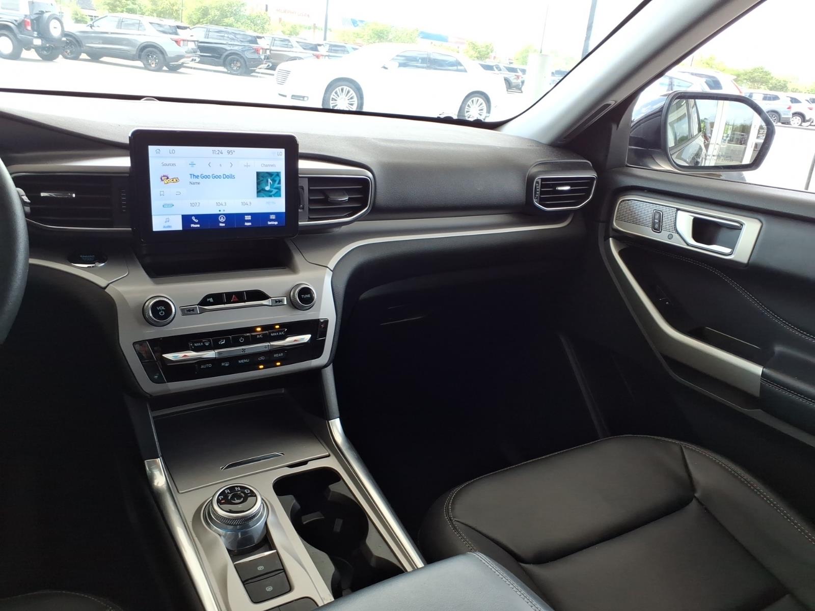 FordExplorer18