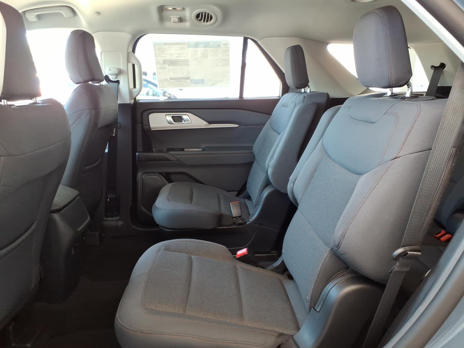 FordExplorer18