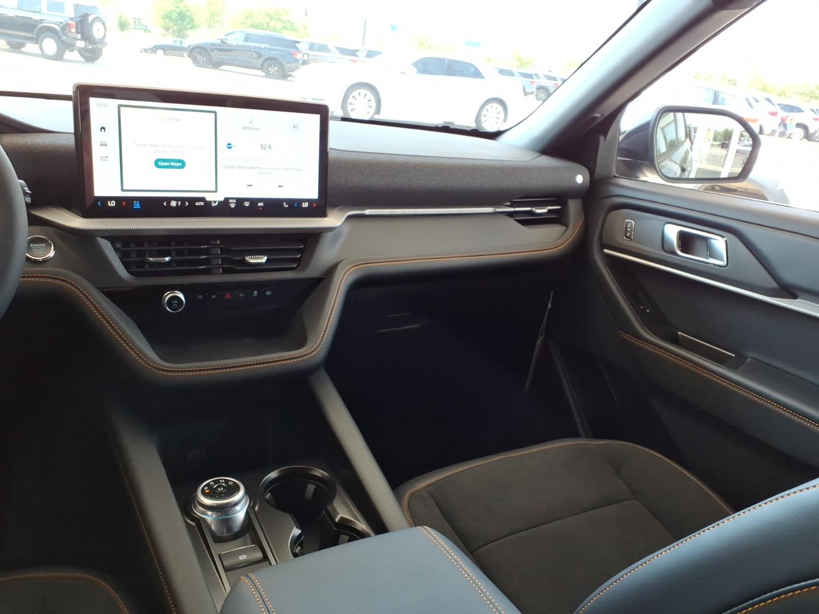 FordExplorer18