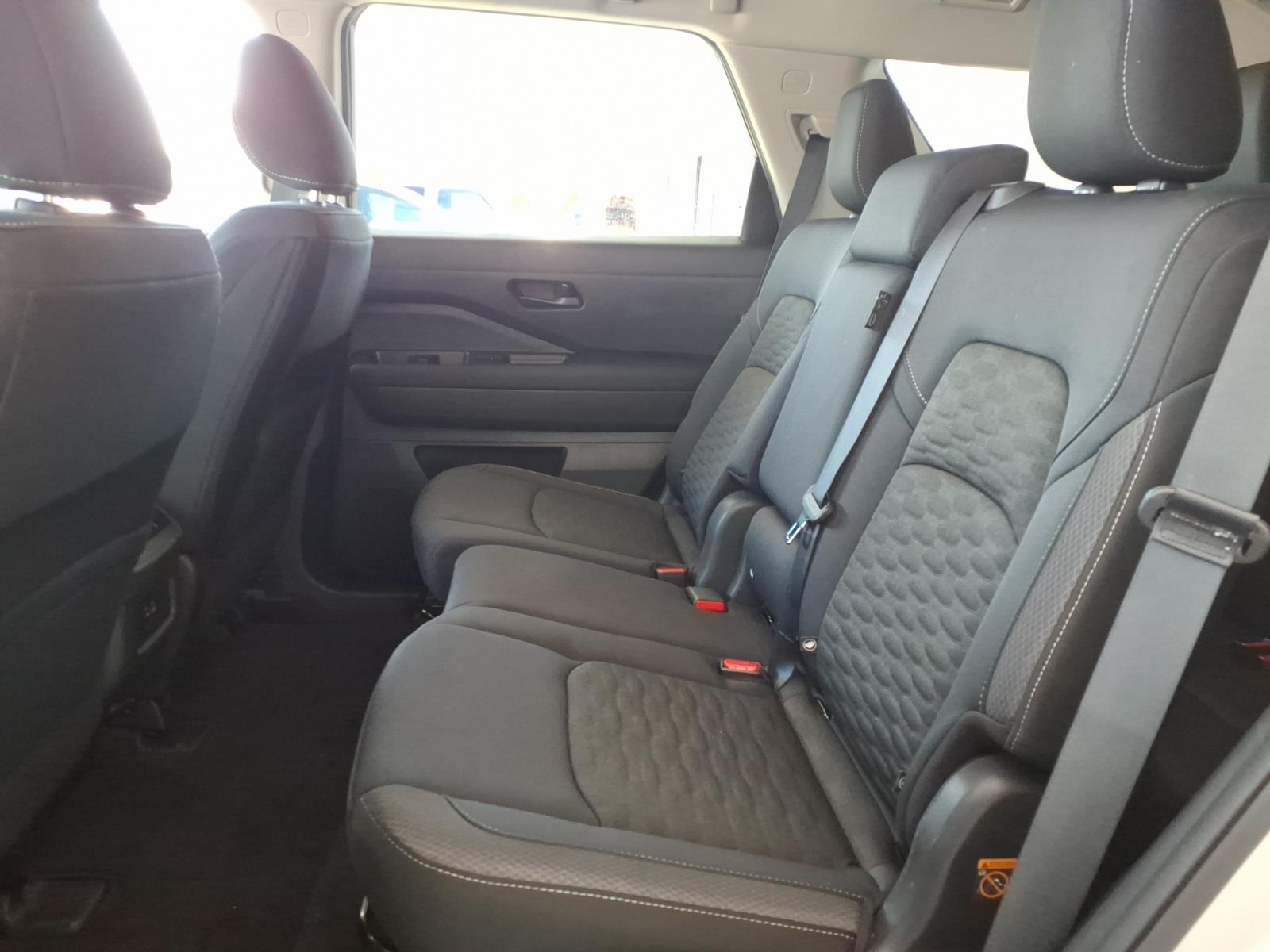 NissanPathfinder18