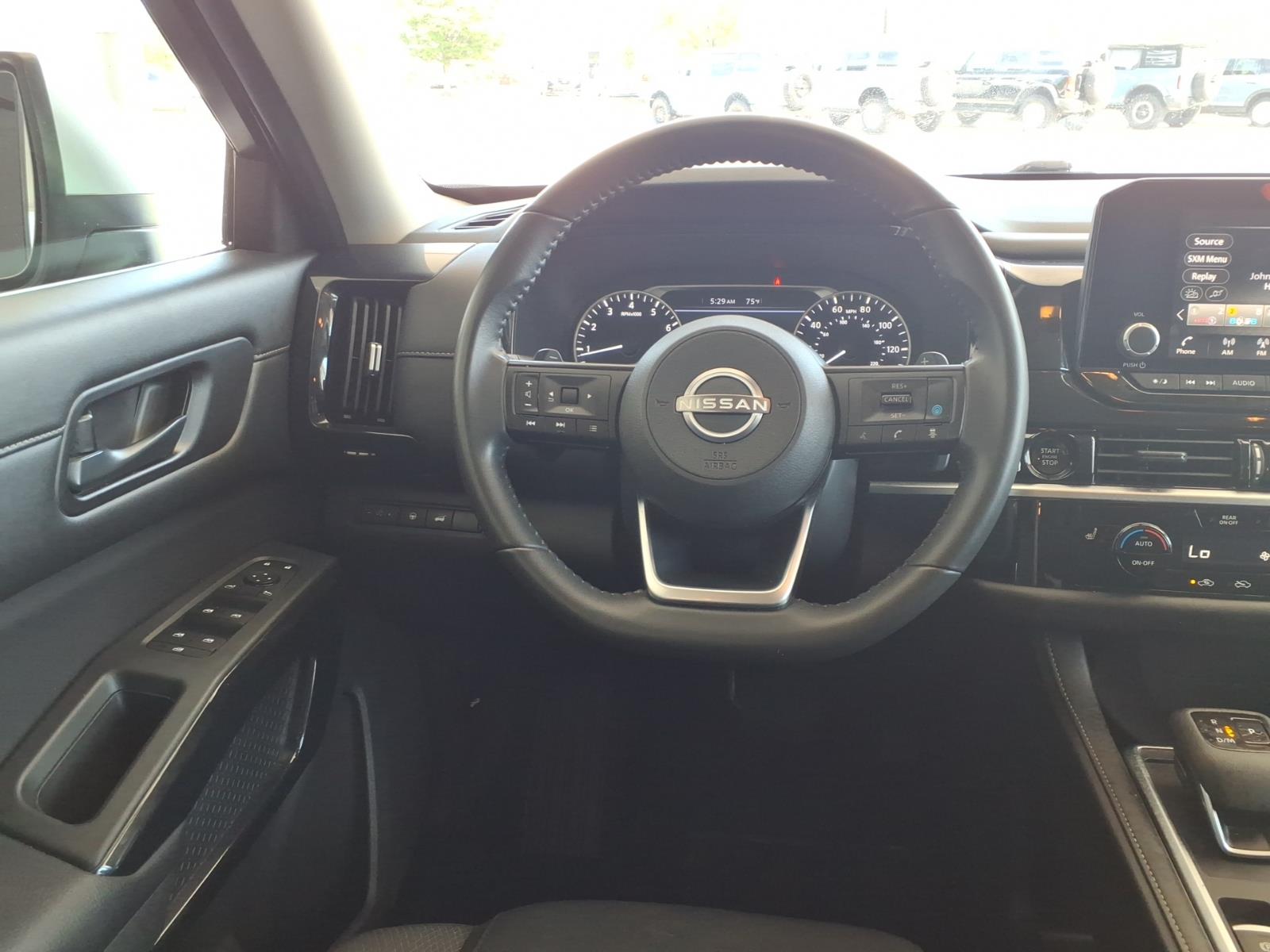 NissanPathfinder19