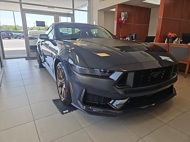 2025 Ford Mustang Dark Horse