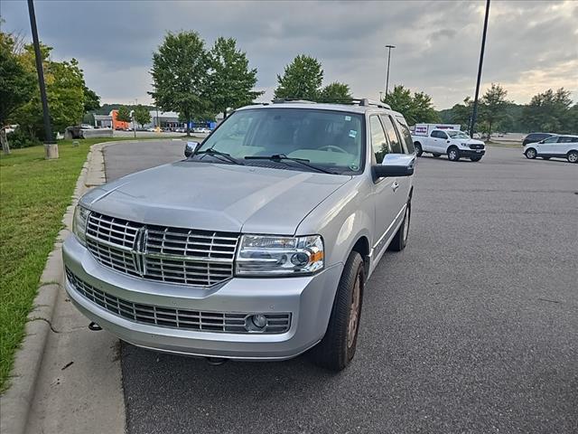 2012 Lincoln Navigator Base