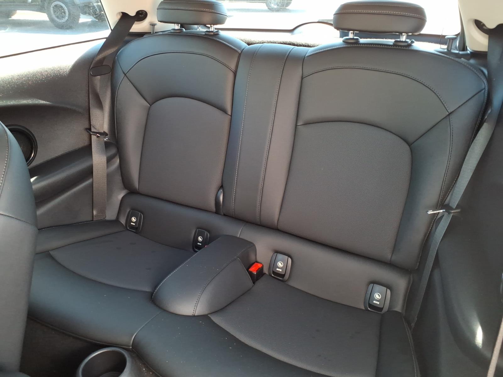 MINIHardtop 2 Door20