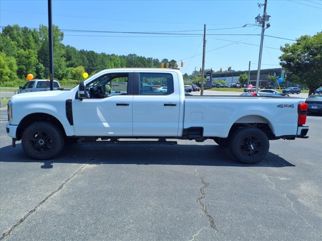 2025 Ford F-350 Super Duty XL
