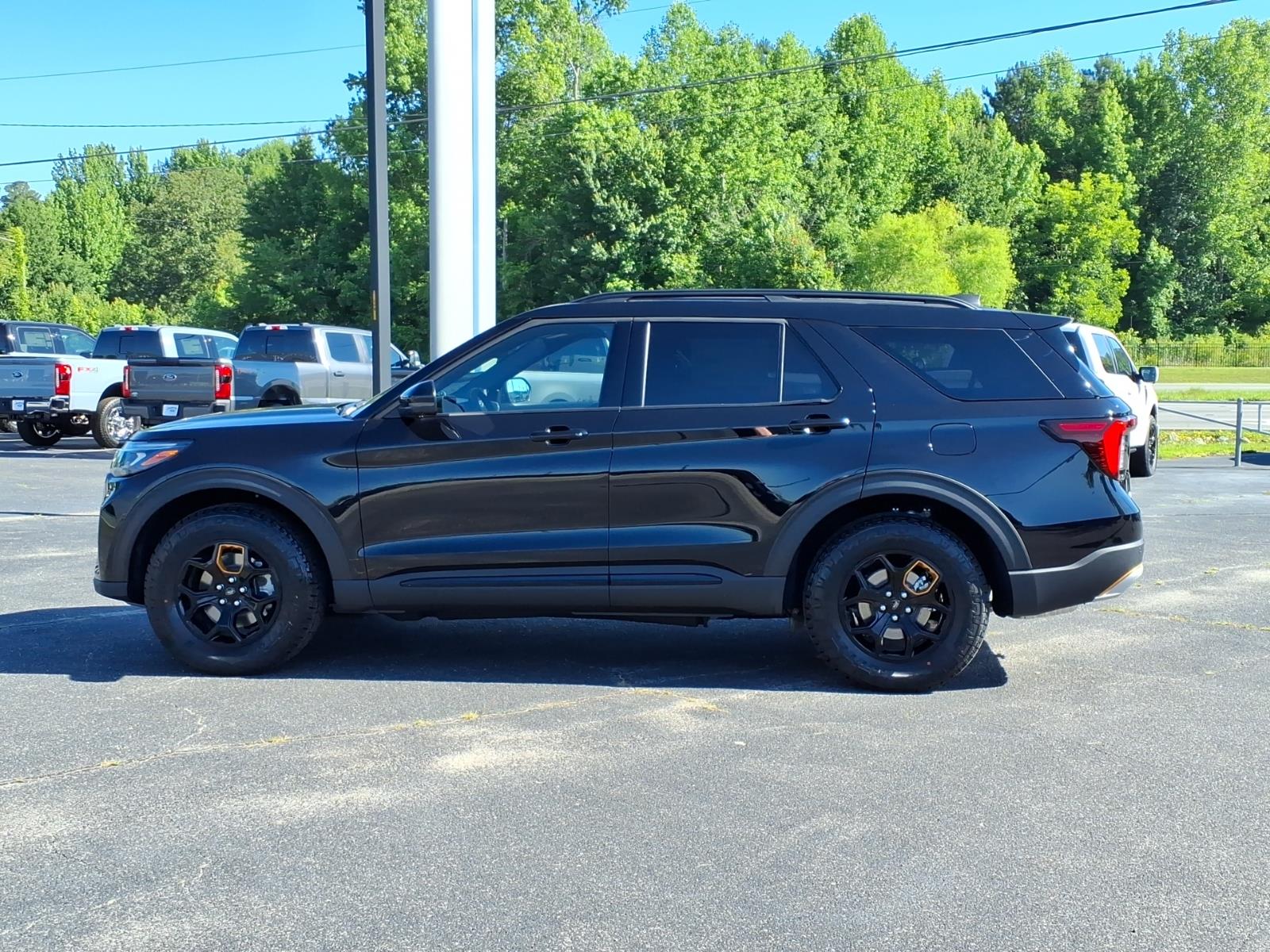 FordExplorer21
