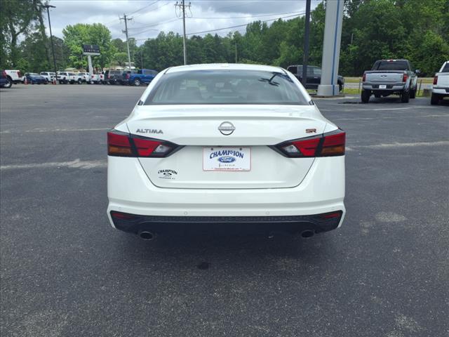 2023 Nissan Altima 2.5 SR
