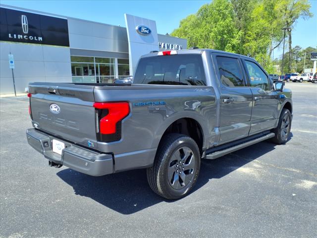 2025 Ford F-150 Lightning Flash