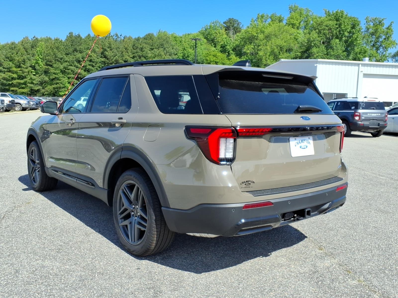 FordExplorer24