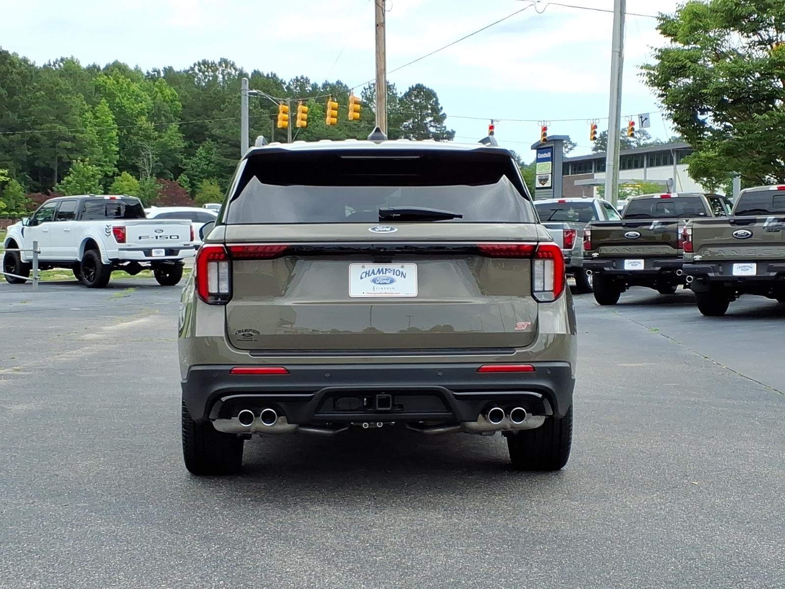 FordExplorer24